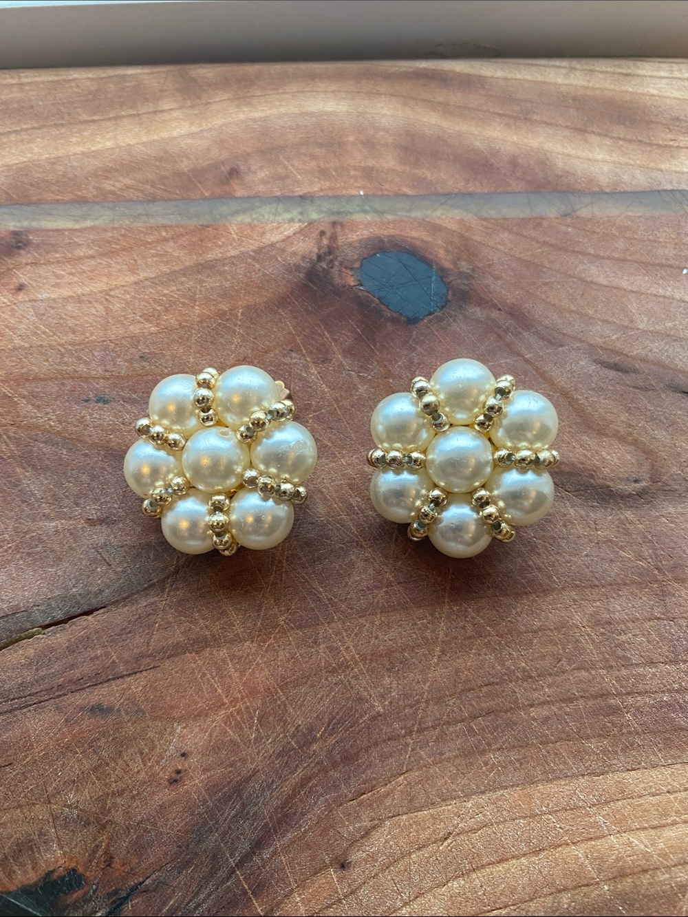 Classic Pearl Cluster Clip-On Earrings - Gold and Cream
